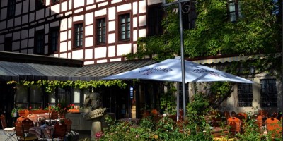 Restaurants can reopen with limitations - Photo by Richard Gould